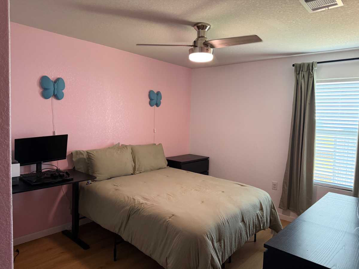 Furnished Bedroom located in Mission Del Lago Subdivision in South San Antonio - Photo 2
