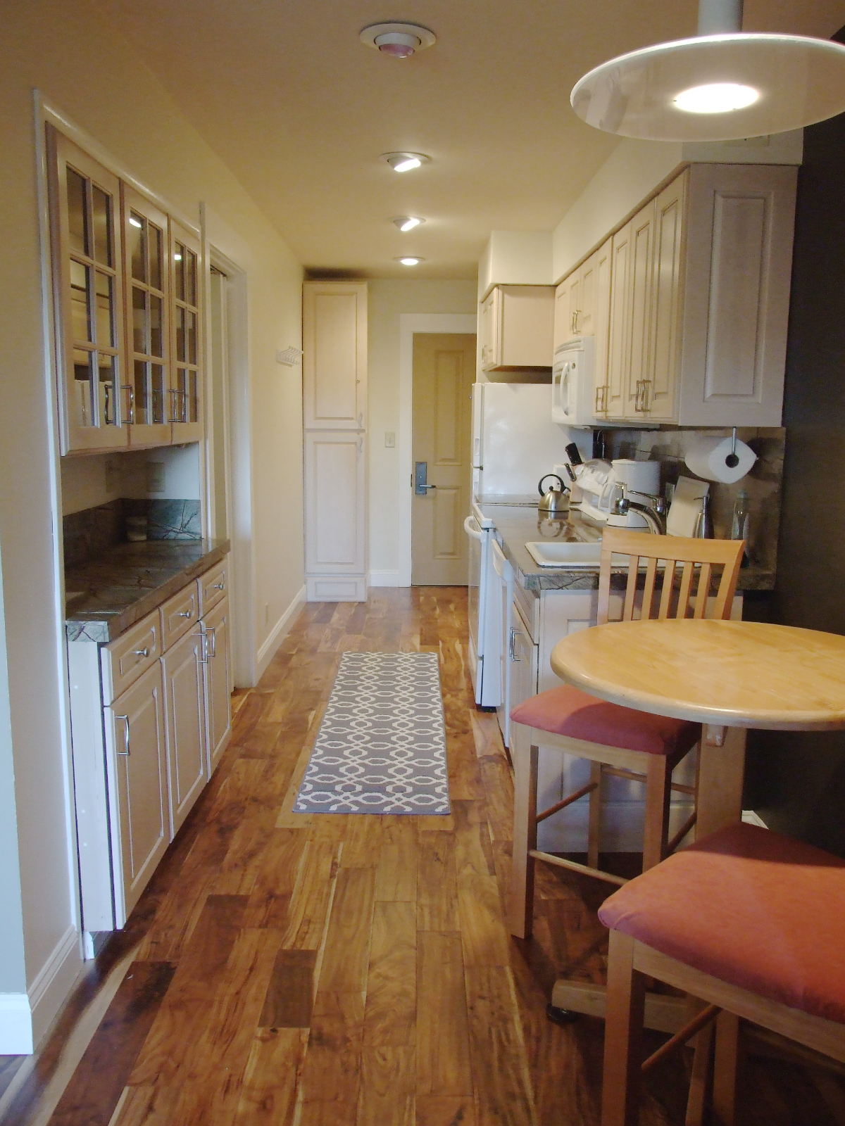 Cozy Resort Condo - Photo 5