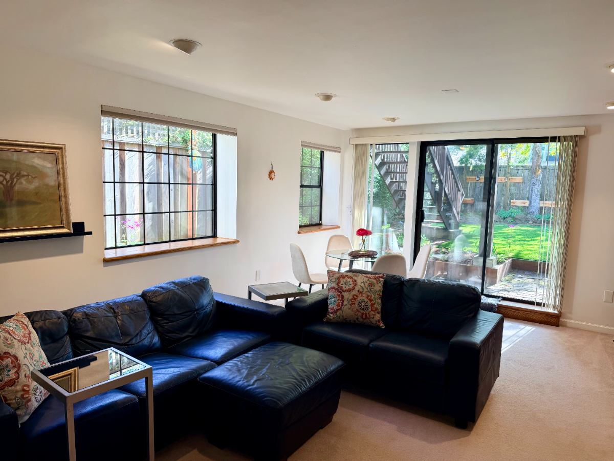 Bright, spacious garden apartment in quiet Inner Richmond neighborhood - Photo 2