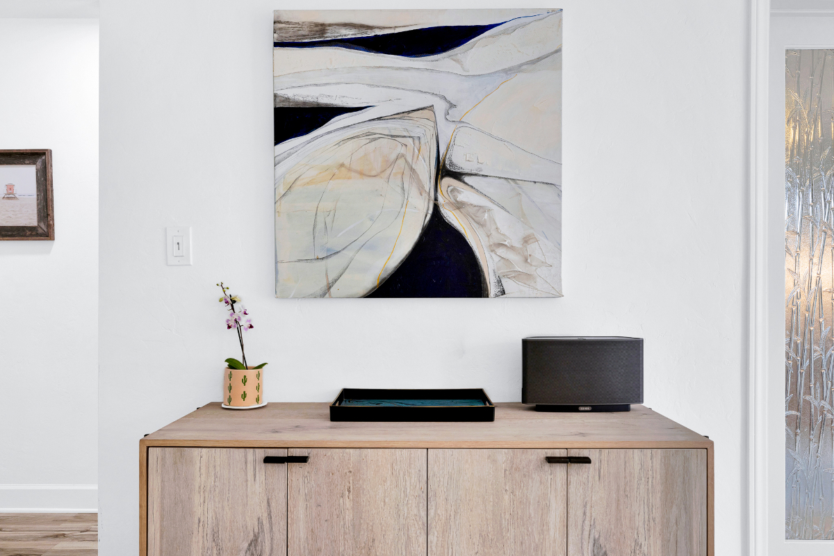 Modern and beachy 2 bed - Photo 6
