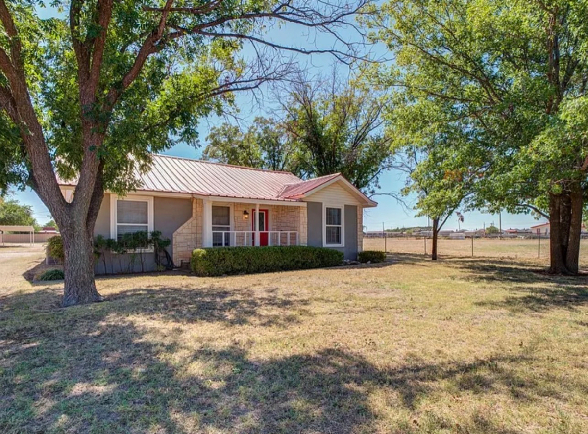 3 bedroom 2 bath home on 2 acres - Photo 8