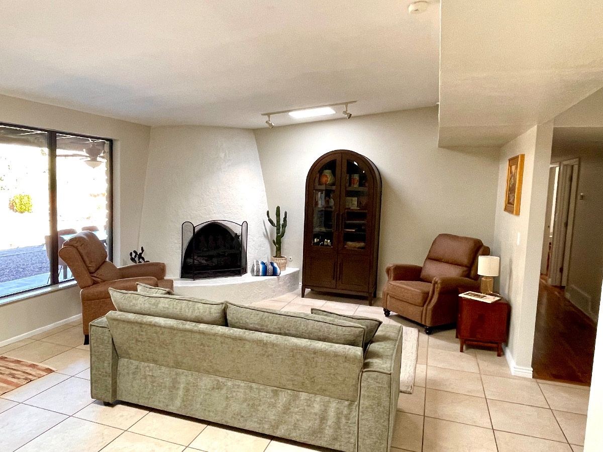 Quiet Foothills Retreat - Photo 11