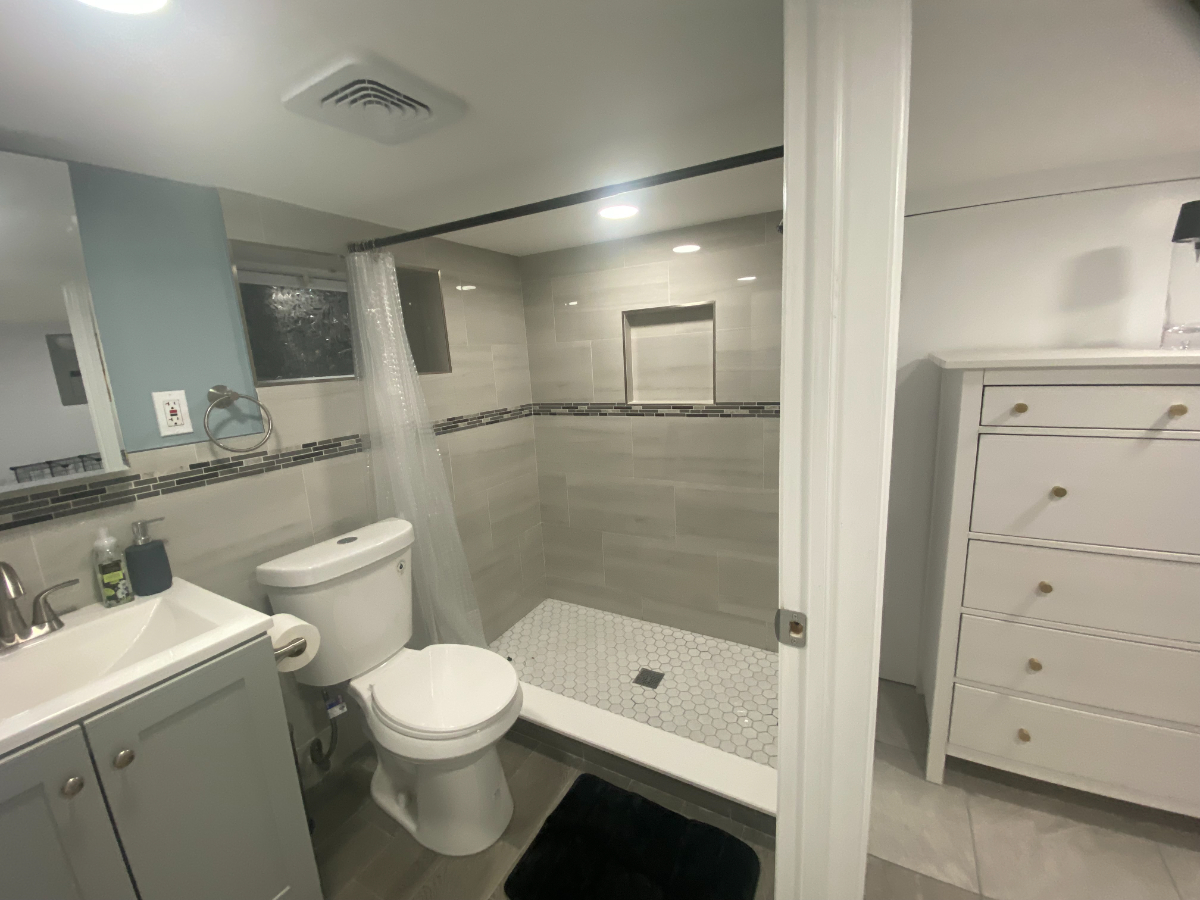 Comfortable Furnished Studio Near JFK With Easy Access To Hospitals And Transit - Photo 10
