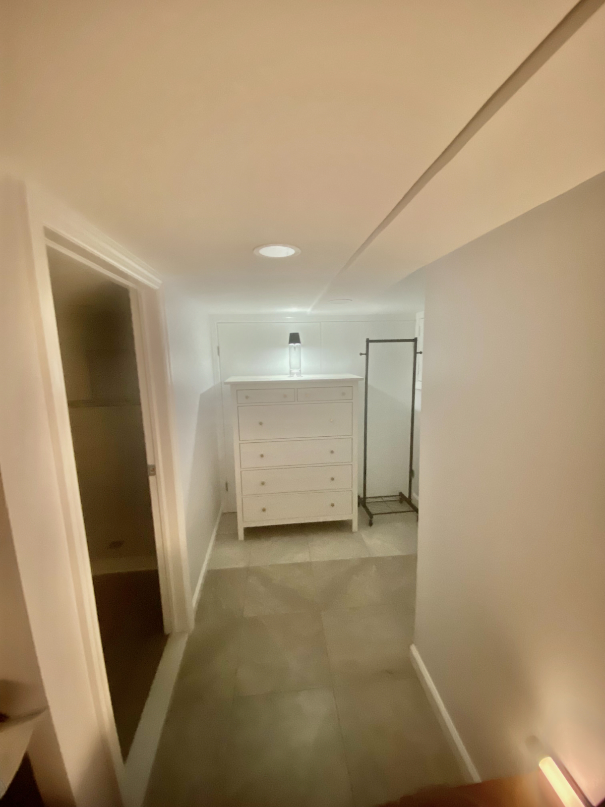 Comfortable Furnished Studio Near JFK With Easy Access To Hospitals And Transit - Photo 8