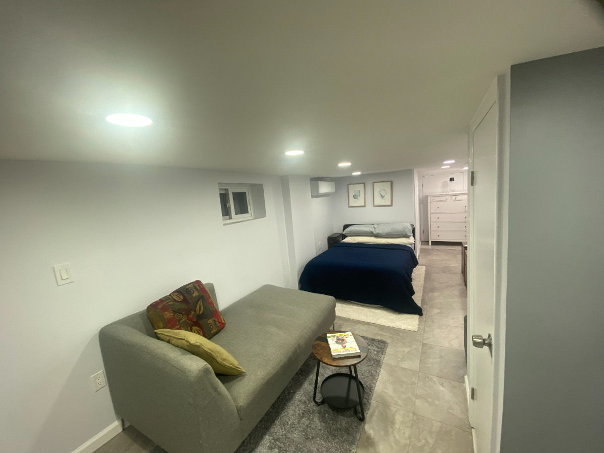 Comfortable Furnished Studio Near JFK With Easy Access To Hospitals And Transit - Photo 6