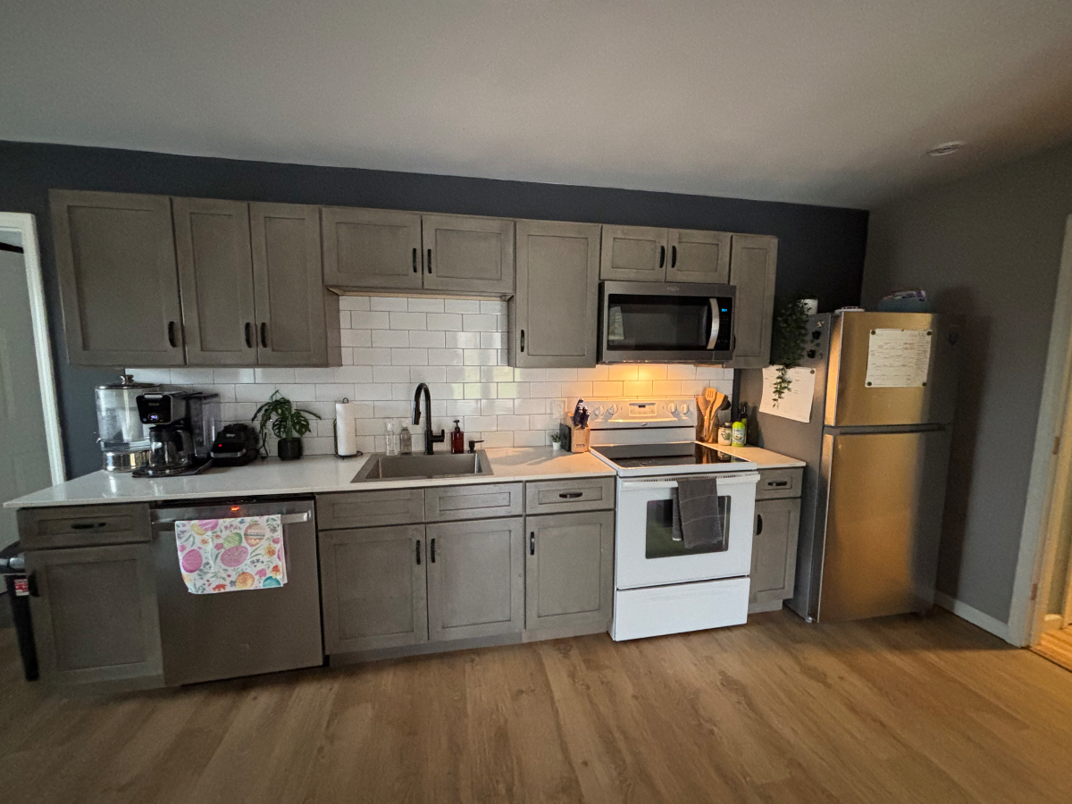 Cozy 2 bedroom Home Close to Hospitals - Photo 4