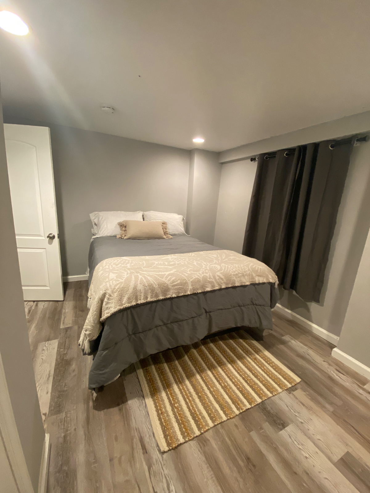 Travel Nurse Oasis / Near Hospitals / LIRR Access / 15 min to JFK / Free Parking - Photo 7