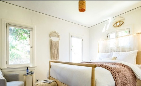 Venice Oasis Private Stand-Alone Cottage -Walk to Beach - All Utilities Included - Photo 6