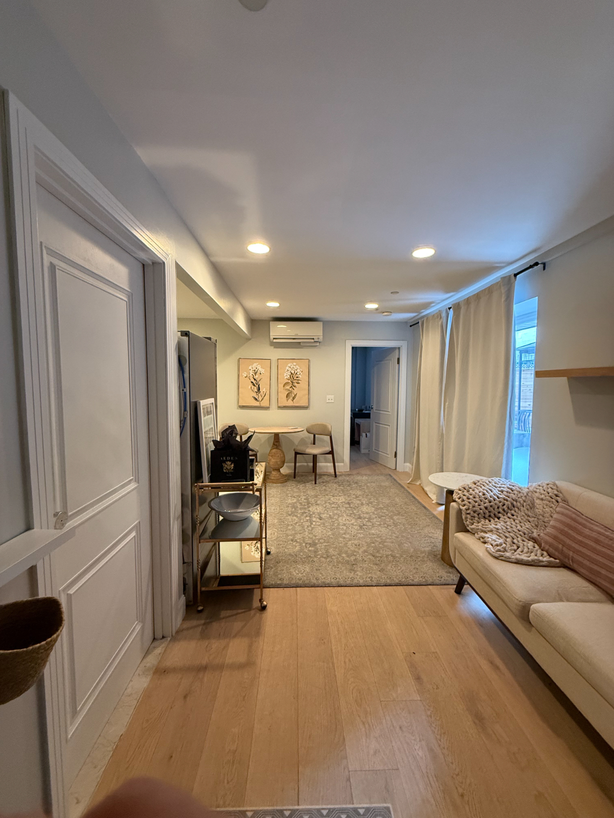 1 Bedroom Apartment in Prime LES Location - Photo 2