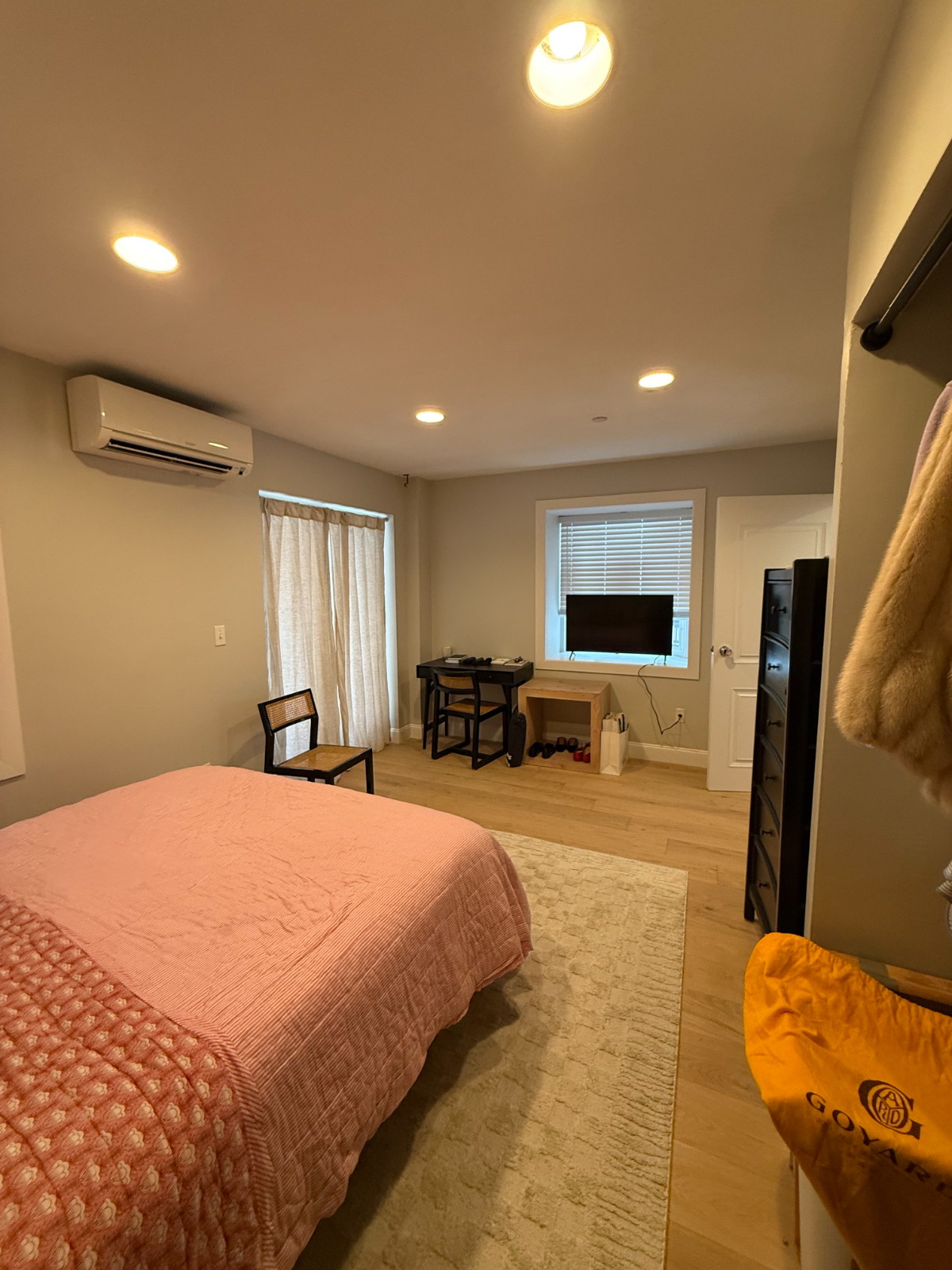 1 Bedroom Apartment in Prime LES Location - Photo 7