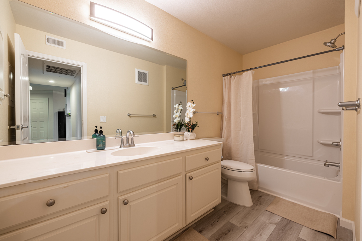 Cozy Casa | Executive Condo with Pool, Spa, Sauna, and BBQ | San Diego - Photo 2