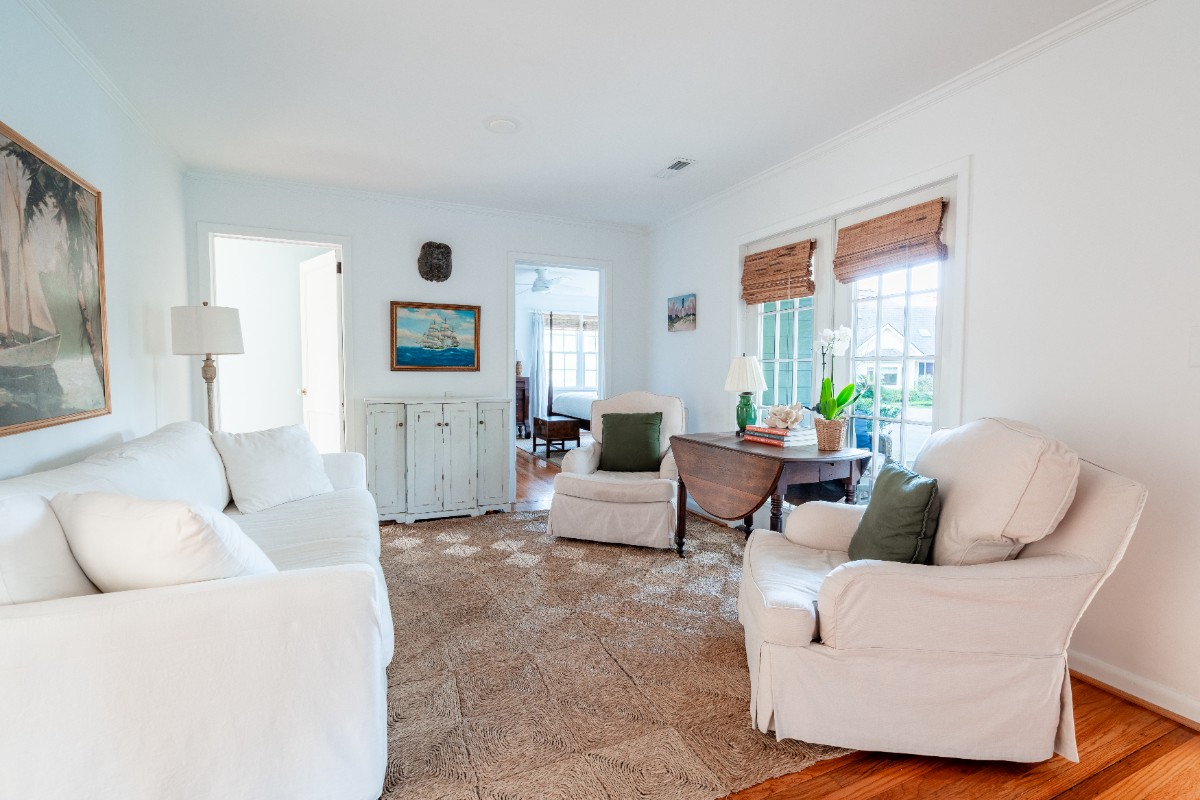 Coastal Cottage in Riverland Terrace - Photo 7
