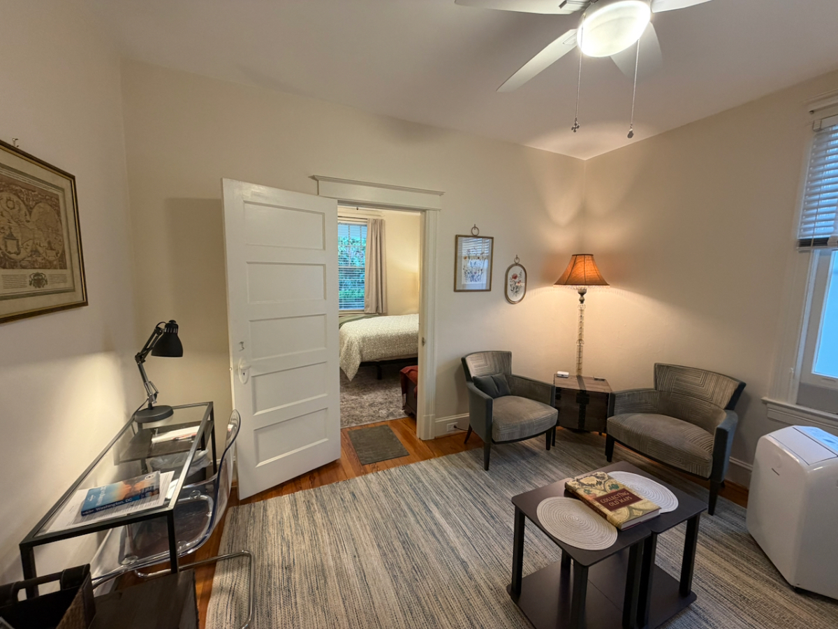Cozy Vibes. . . close to Hospitals, Capitol, and Downtown - Photo 7