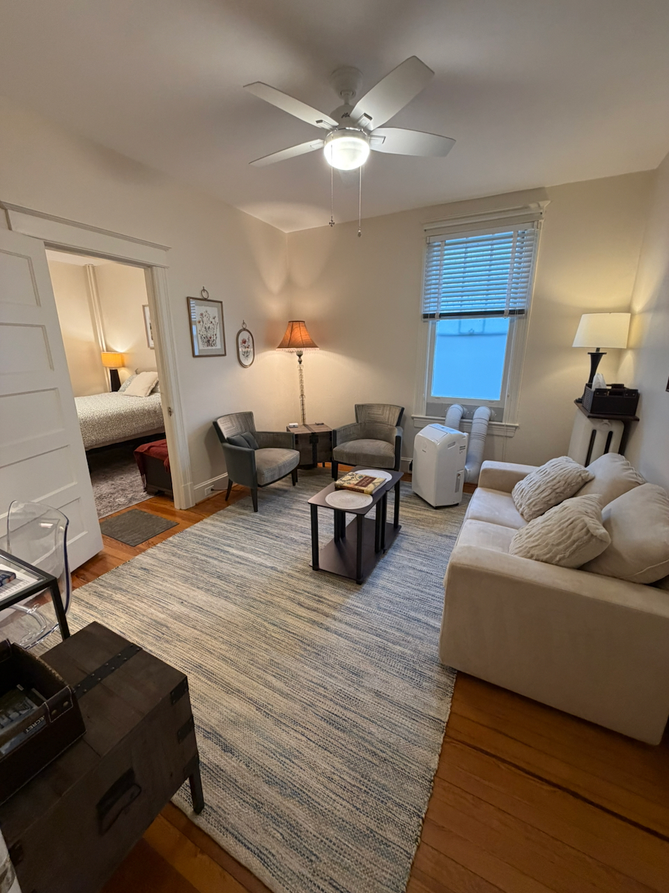 Cozy Vibes. . . close to Hospitals, Capitol, and Downtown - Photo 12