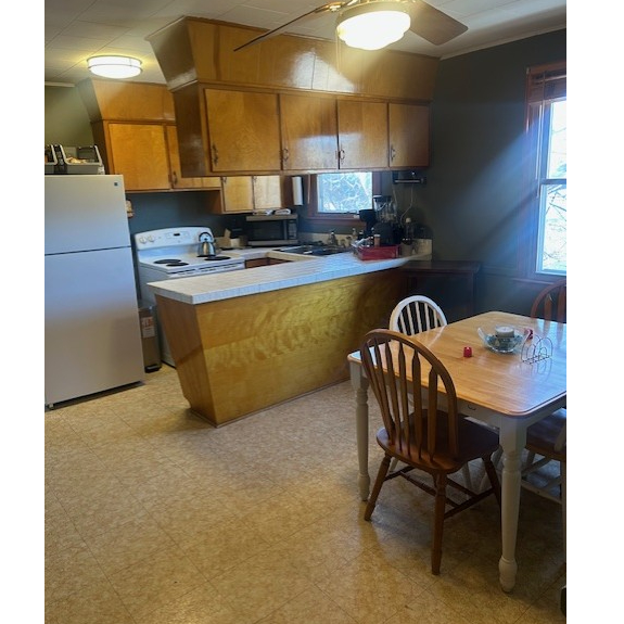 Home Away From Home - Photo 4