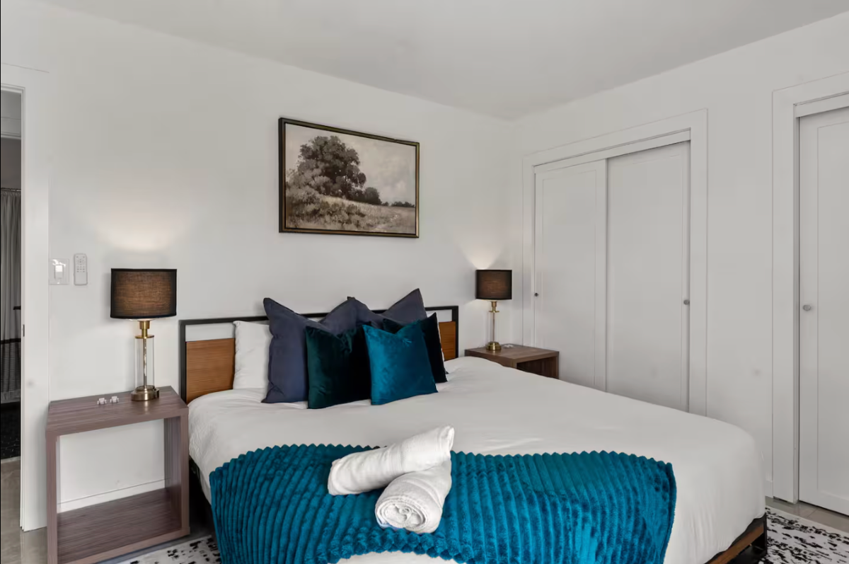 Designer Canyon-View Retreat | Furnished North Park 2BR - Photo 4