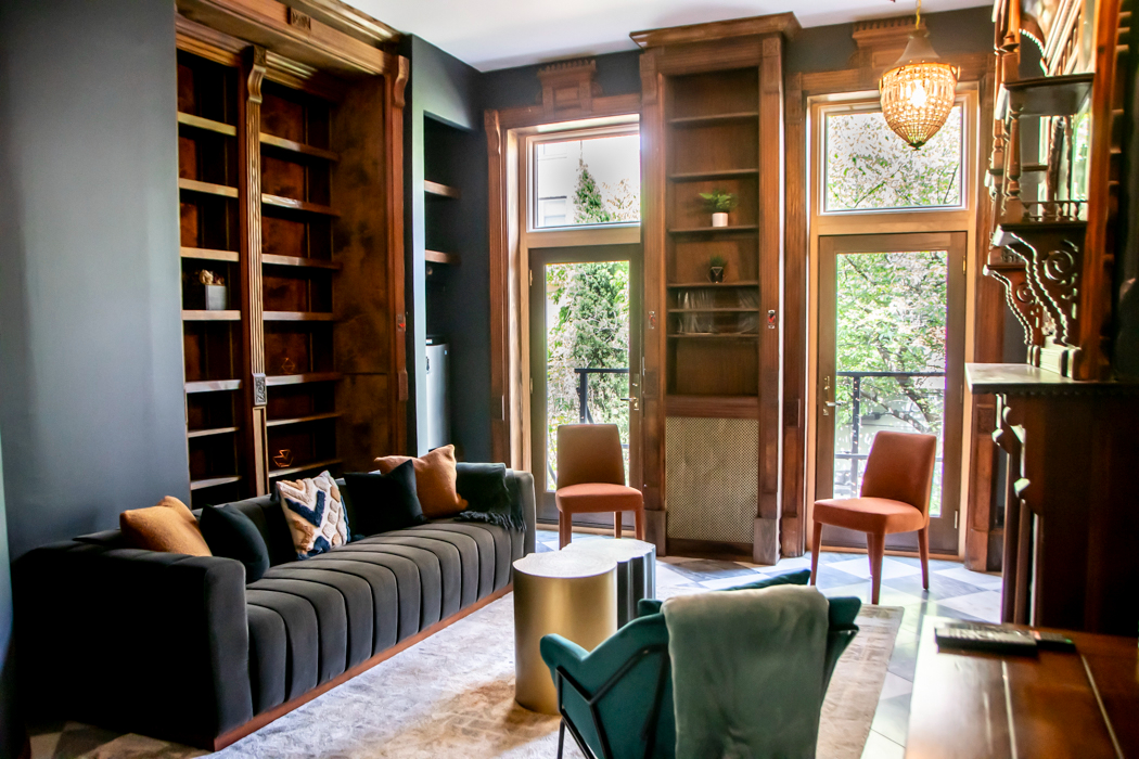 Two-Bedroom Brownstone Townhouse with Private Backyard, Central Harlem - Photo 1