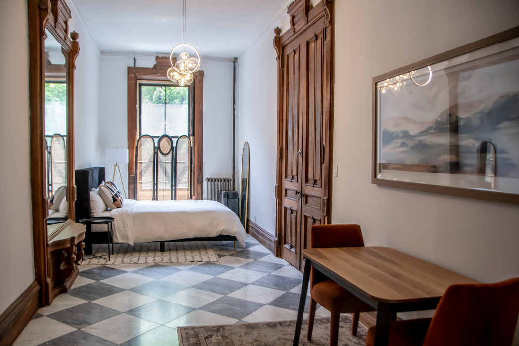 Two-Bedroom Brownstone Townhouse with Private Backyard, Central Harlem - Photo 8