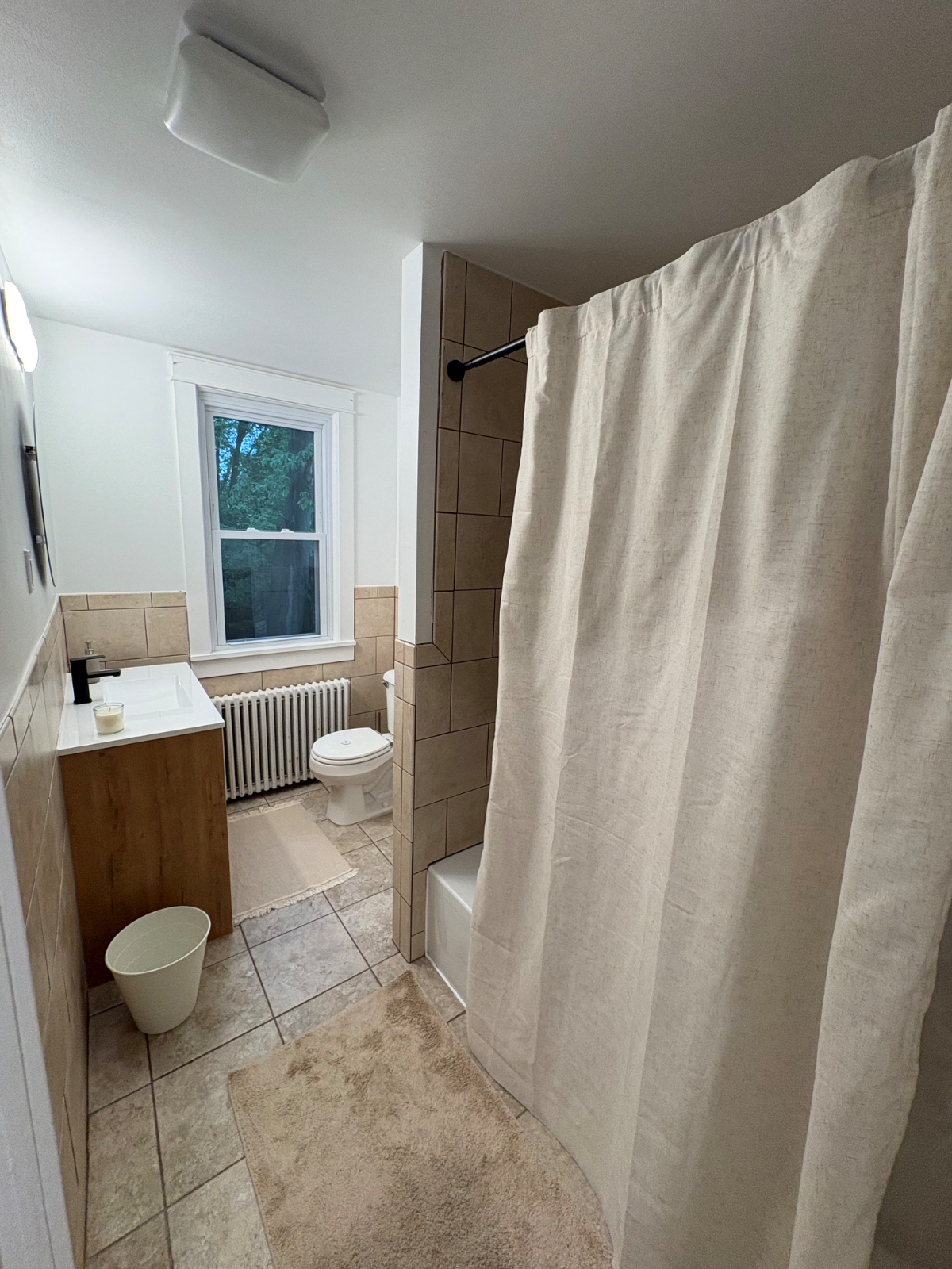 1 Min to Albany Med Newly Renovated W/D in Unit Easy Parking - Photo 2