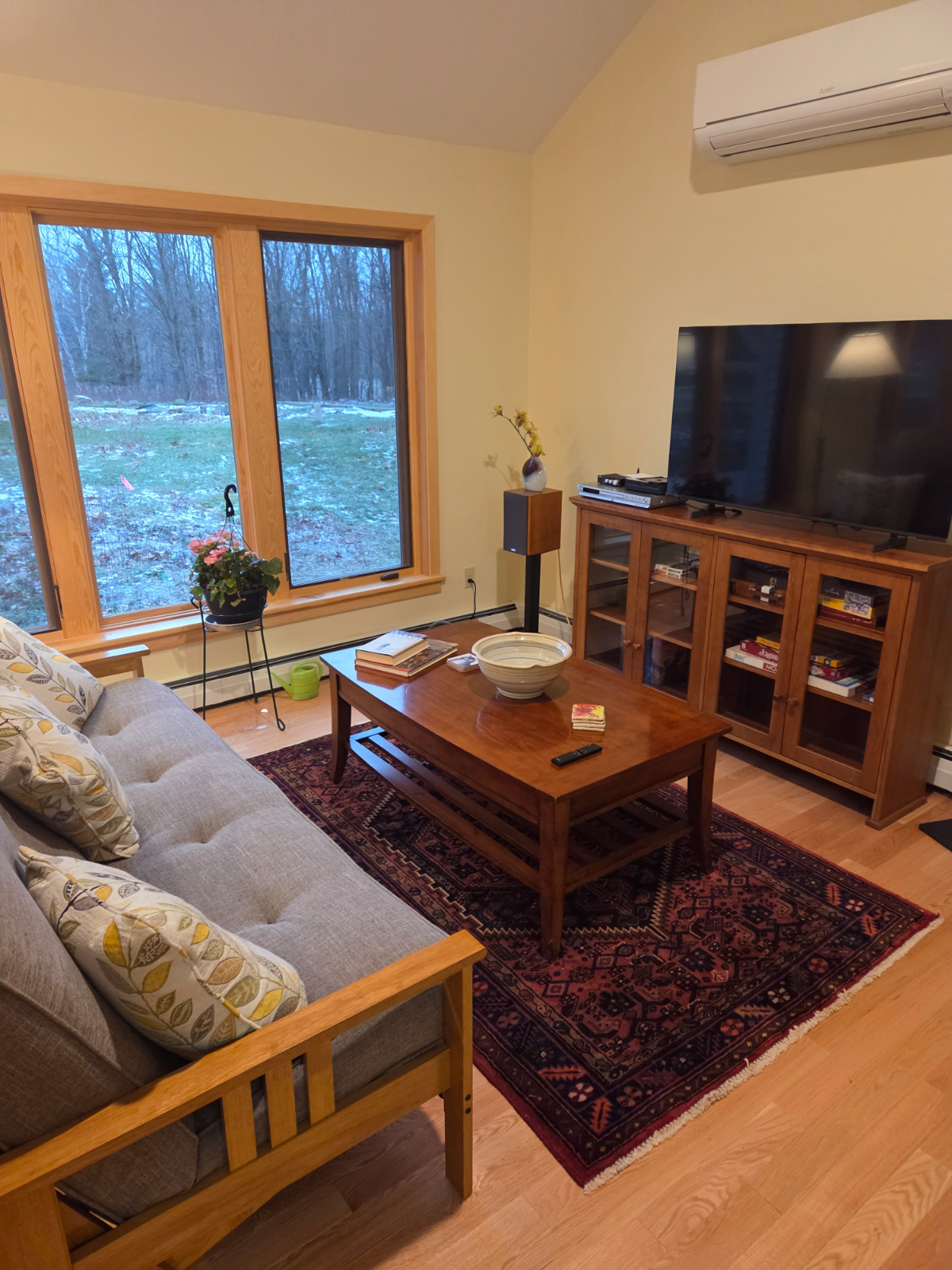 Private One Bedroom Retreat With Mountain Views Near Jericho And Easy Access To Burlington And I-89 - Photo 2