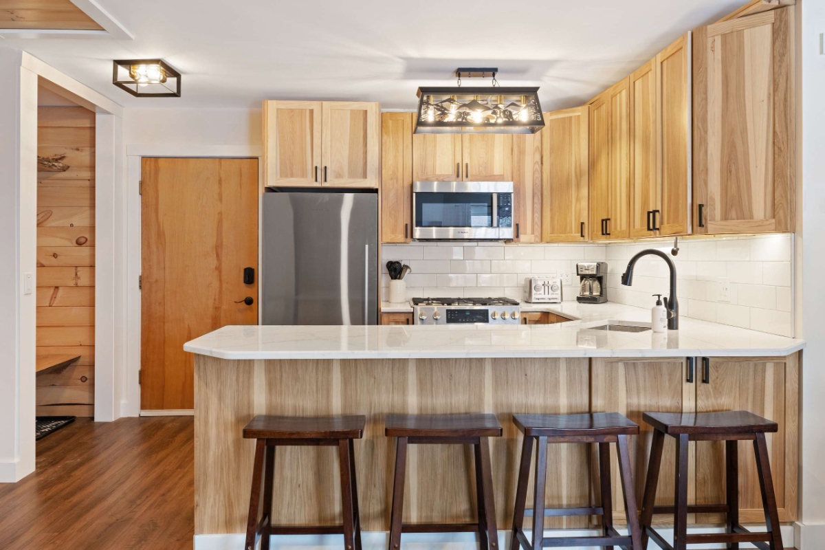 3BD 2BA Mountain Style Condo with a VIEW - Photo 6