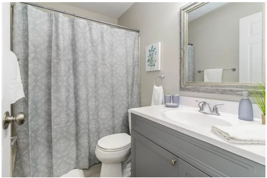 Furnished 2 bed/ 2 Bath condo on ground floor with Lake view Patio - Photo 4