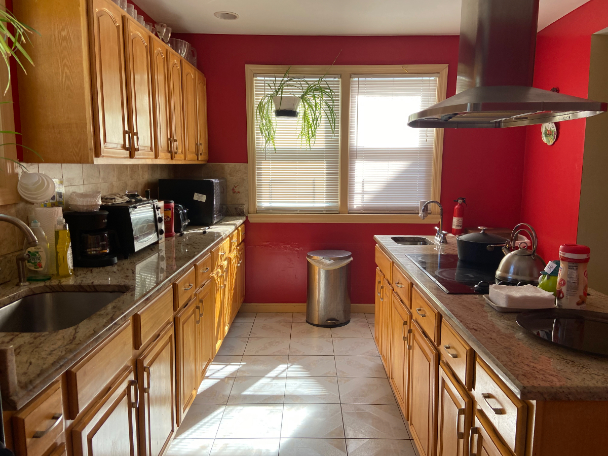 Peaceful Home in Cambria Heights - Photo 5
