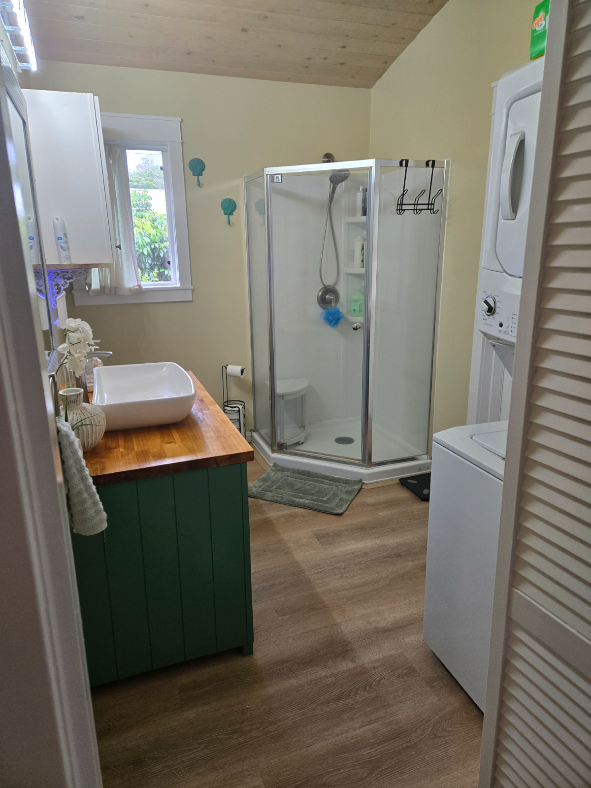 2 bedroom in Hawaiian Beaches - Photo 4