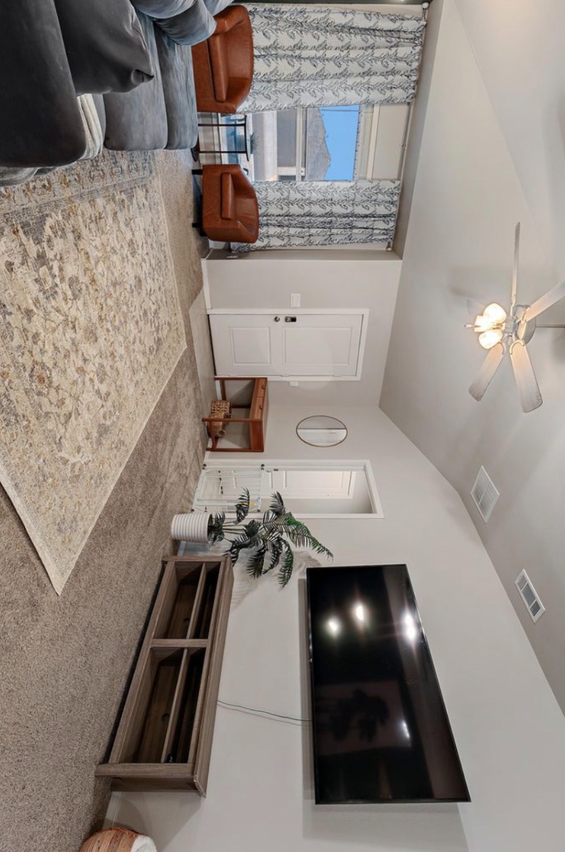 Spacious 3 Bedroom Rental With Garage And Outdoor Area Near Texas Tech University And Medical Center - Photo 3