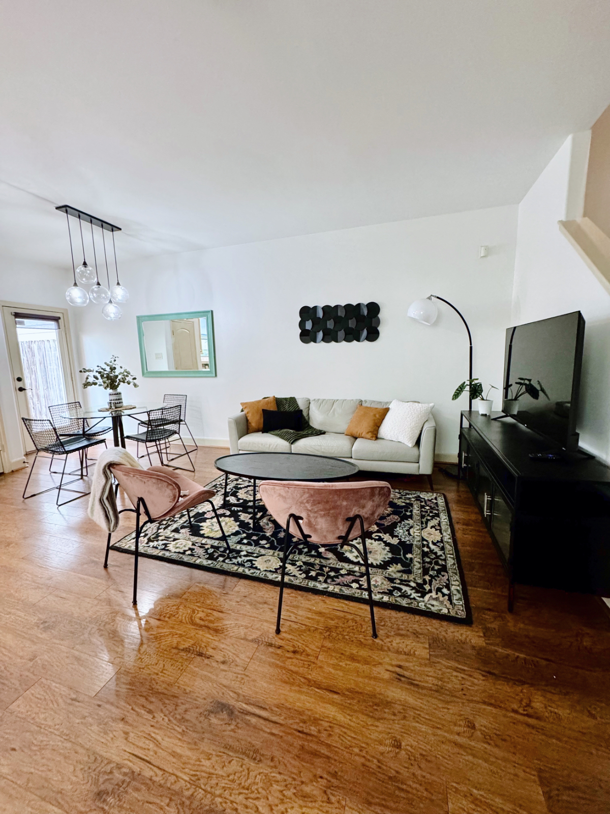 Home in Cottage Grove, Central Houston - Photo 8