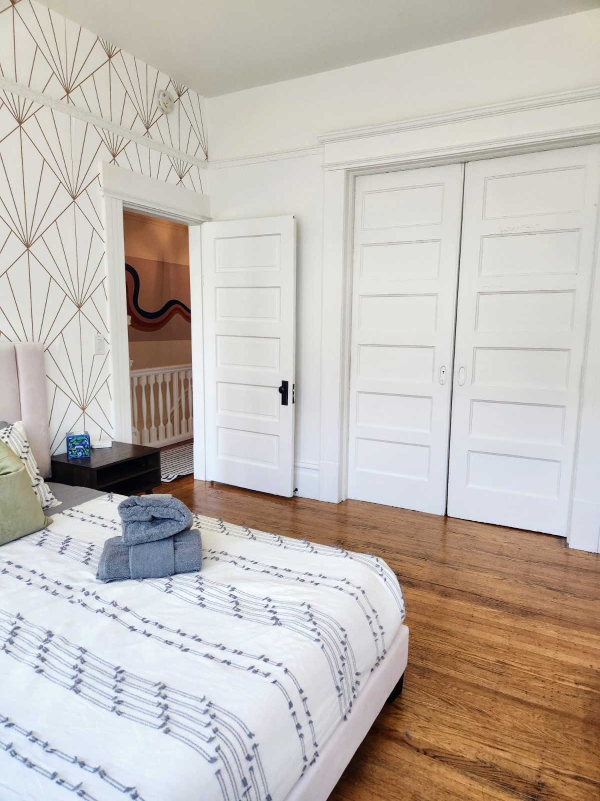 Stylish 3BR Mission Dolores Flat - Photo 1
