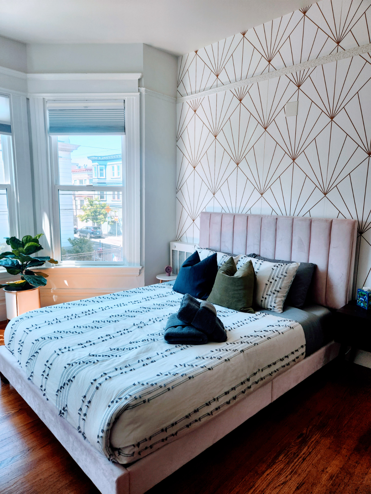 Stylish 3BR Mission Dolores Flat - Photo 6