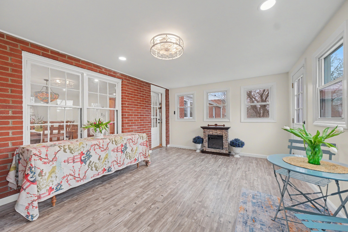 Charming Home located near Poughkeepsie, Kingston, Highland and New Paltz - Photo 11