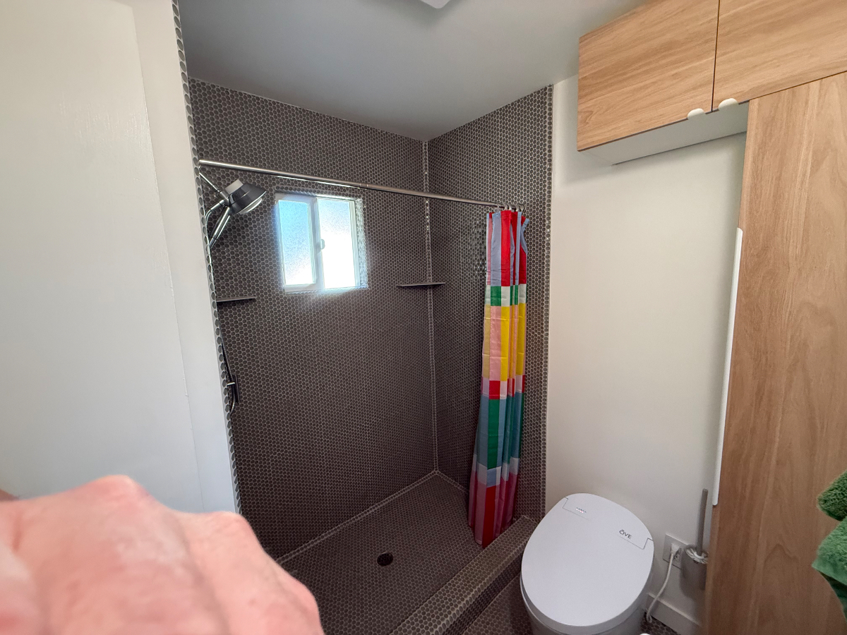 2 Bed 1 Bath halfplex with one car garage - Photo 6