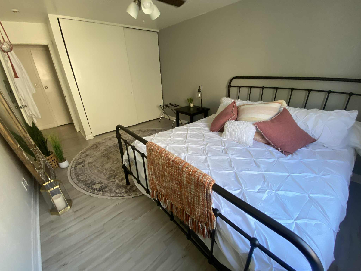 Dog Friendly Beach City Rental - Photo 3