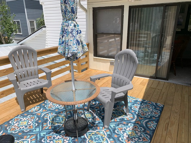 Elevated 1 bedroom 2 bath Apartment King bed 2 bath full kitchen and laundry in unit 3 minutes to be - Photo 2