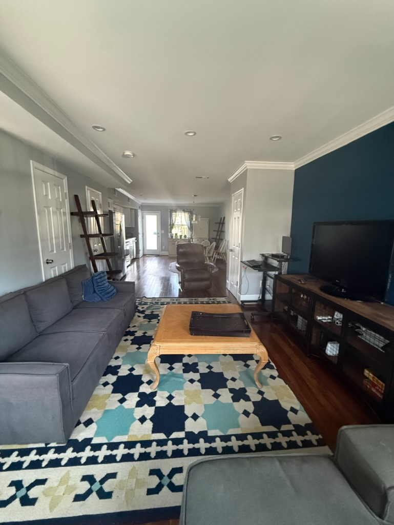 Spacious rowhome, great location in NE DC - Photo 6