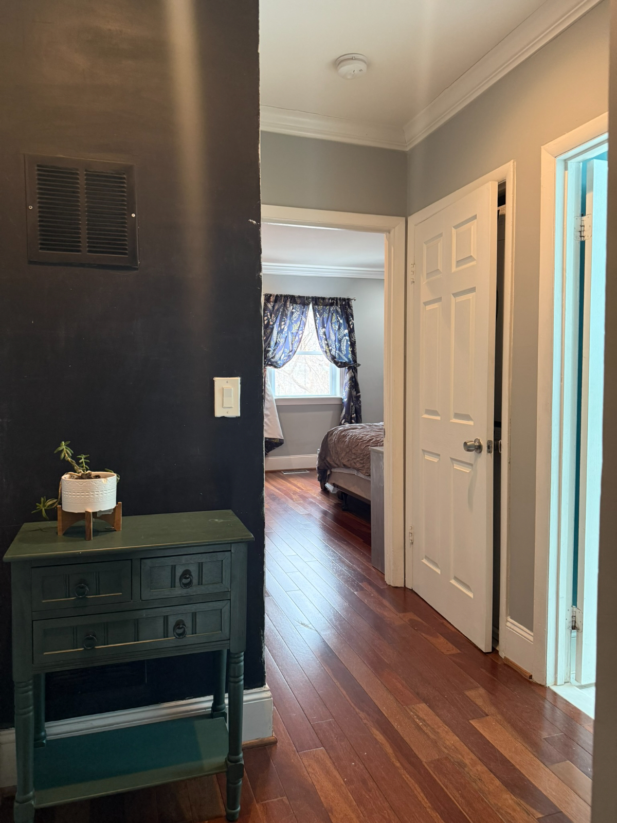 Spacious rowhome, great location in NE DC - Photo 9