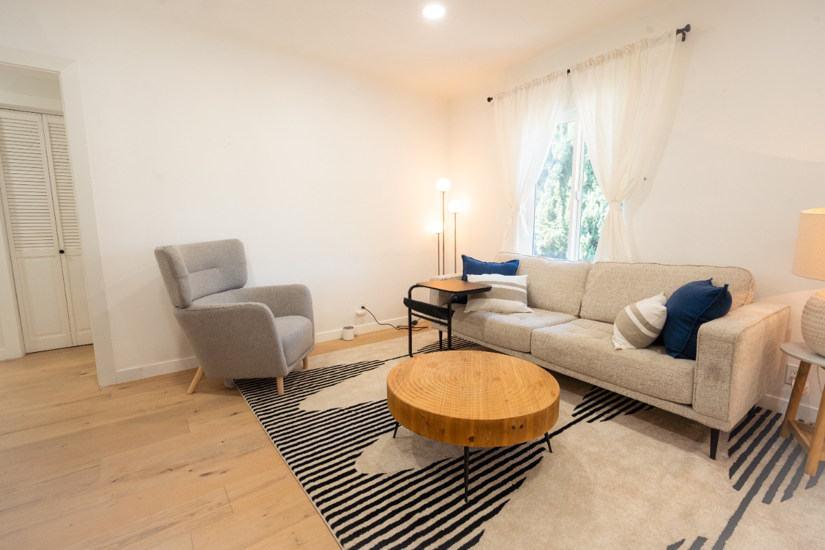 Bright Duplex Cozy & Fully Equipped - Photo 3
