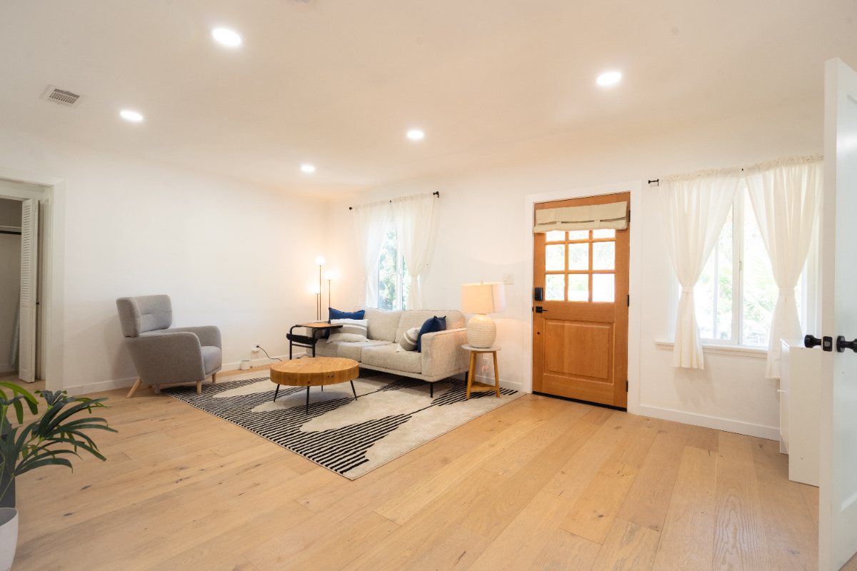 Bright Duplex Cozy & Fully Equipped - Photo 2