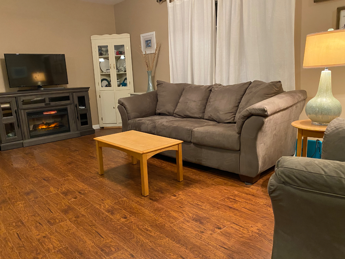 Cozy Country Home - Photo 2