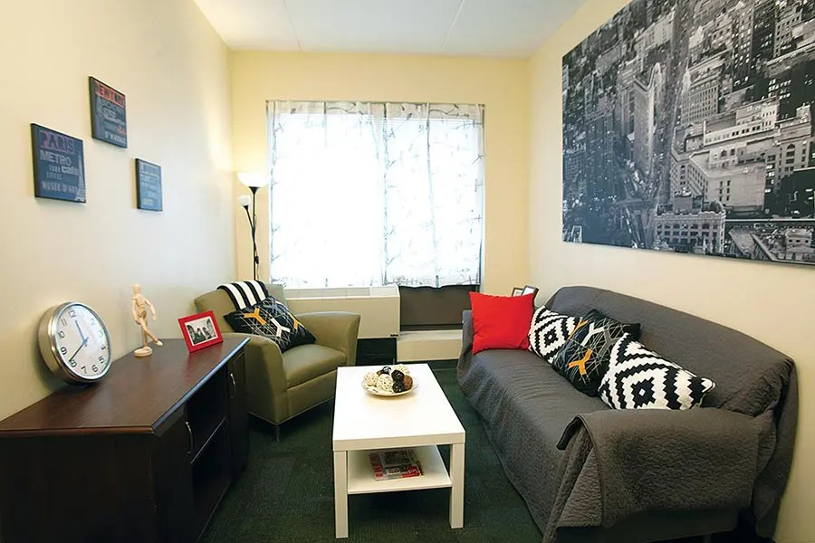 Fully Furnished Apartment Living - Photo 3