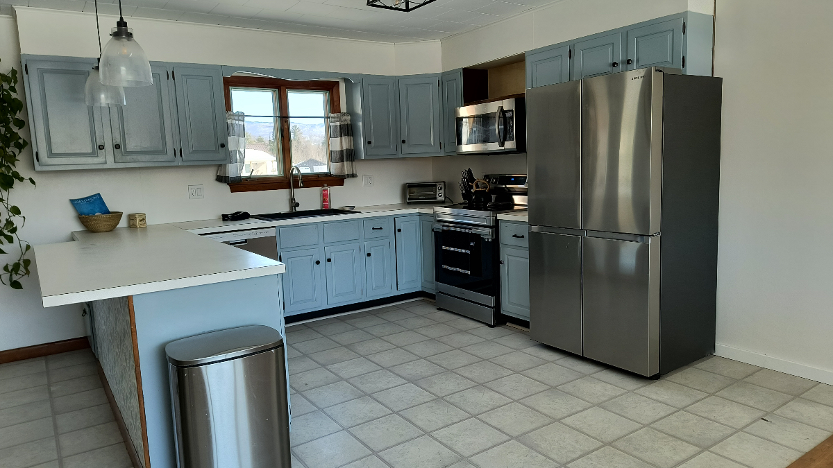 Spacious, Bright 3 Bedroom Minutes to Stowe and Morrisville - Photo 5