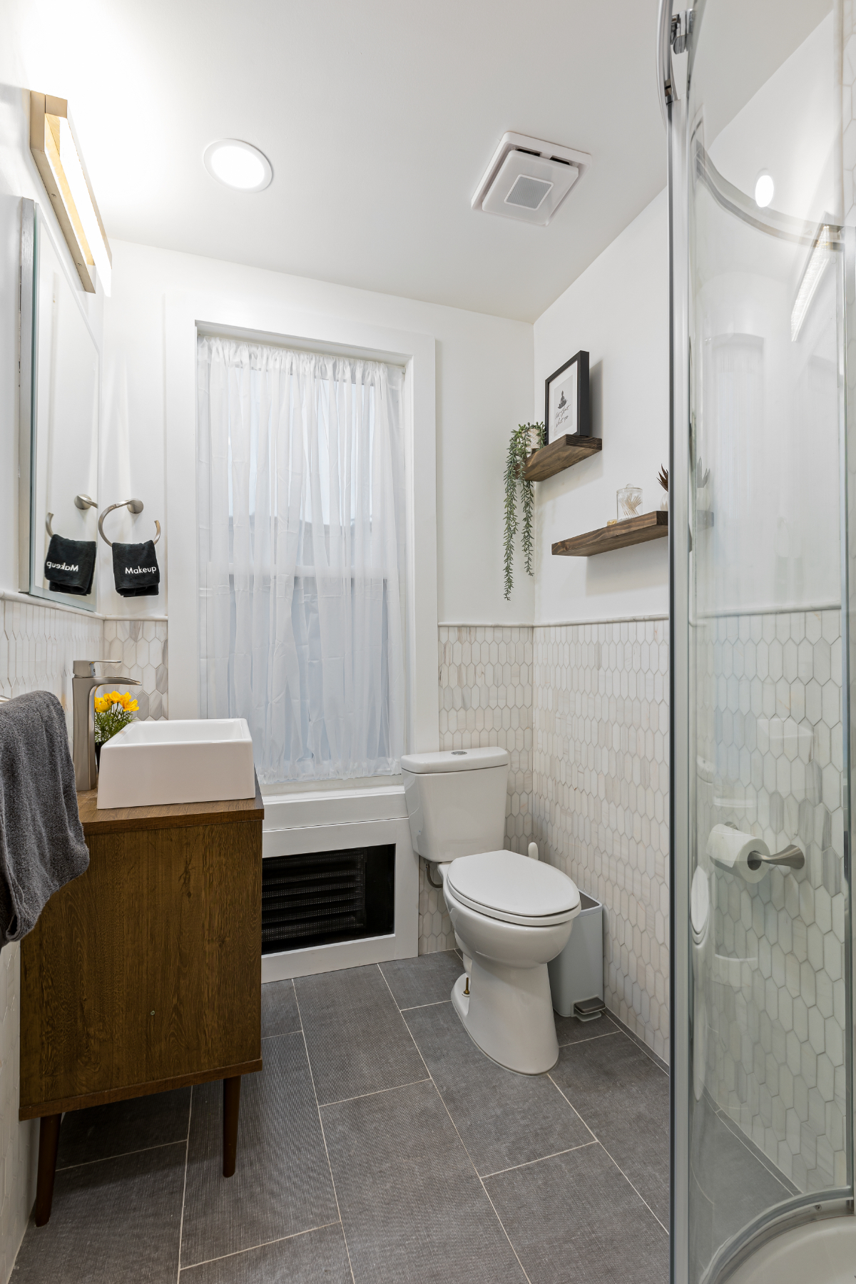 2BD Laundry and Utilities Included - Photo 5