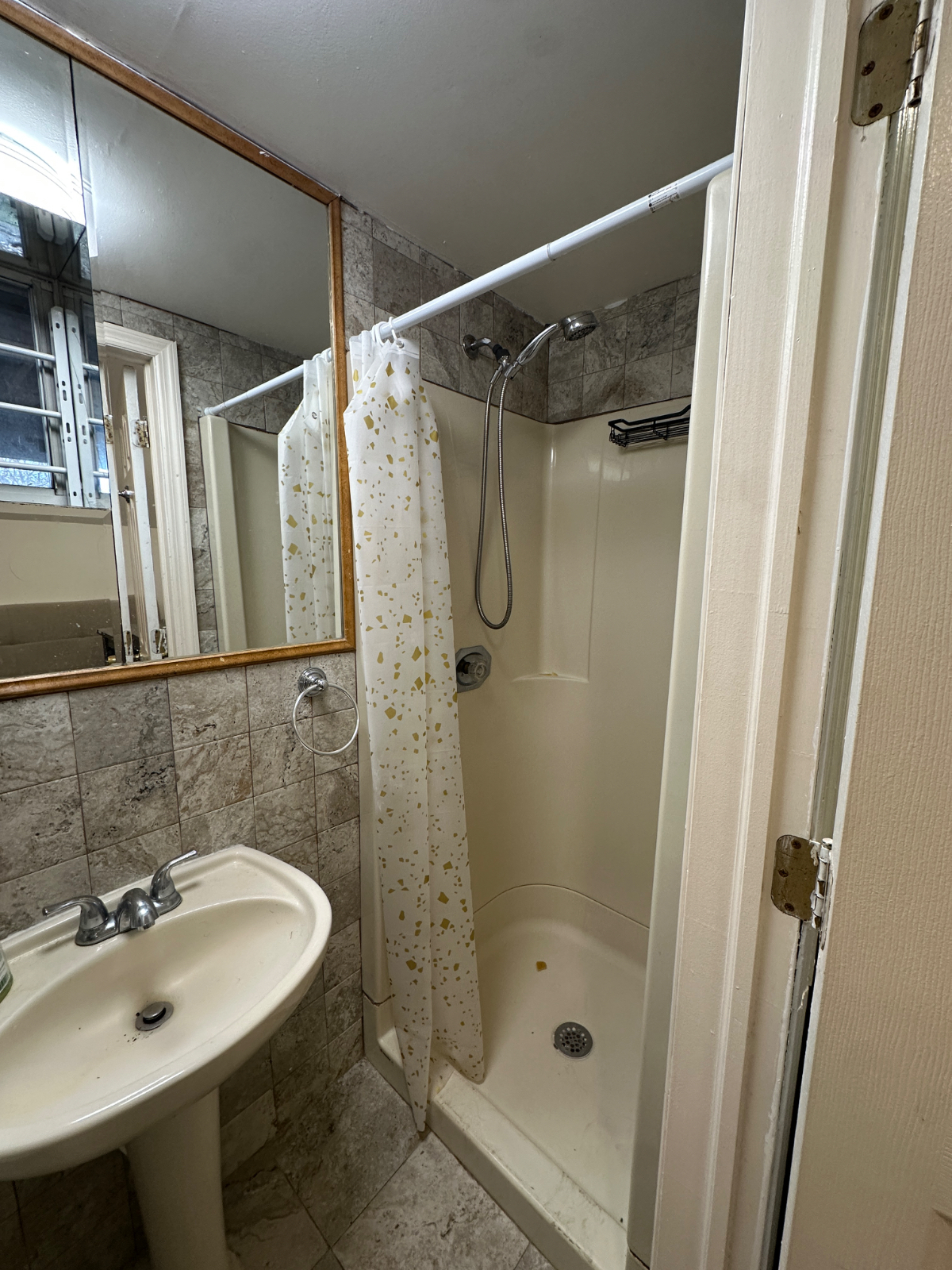 Entire apartment in the hills - Photo 6
