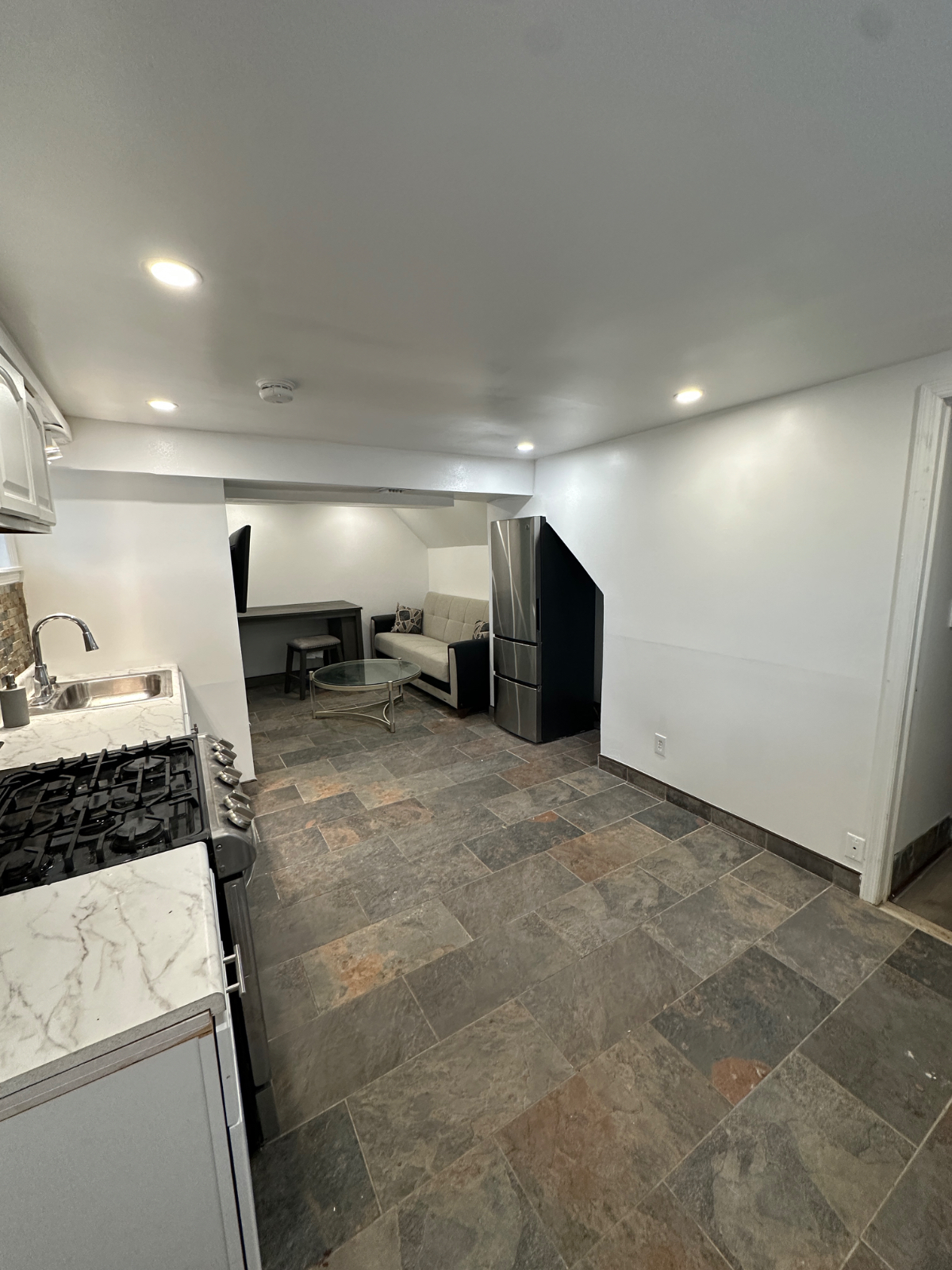 Entire apartment in the hills - Photo 3
