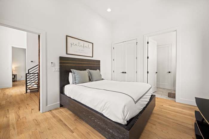 East Nashville Retreat Steps from Shelby Park & Minutes to Downtown - Photo 8