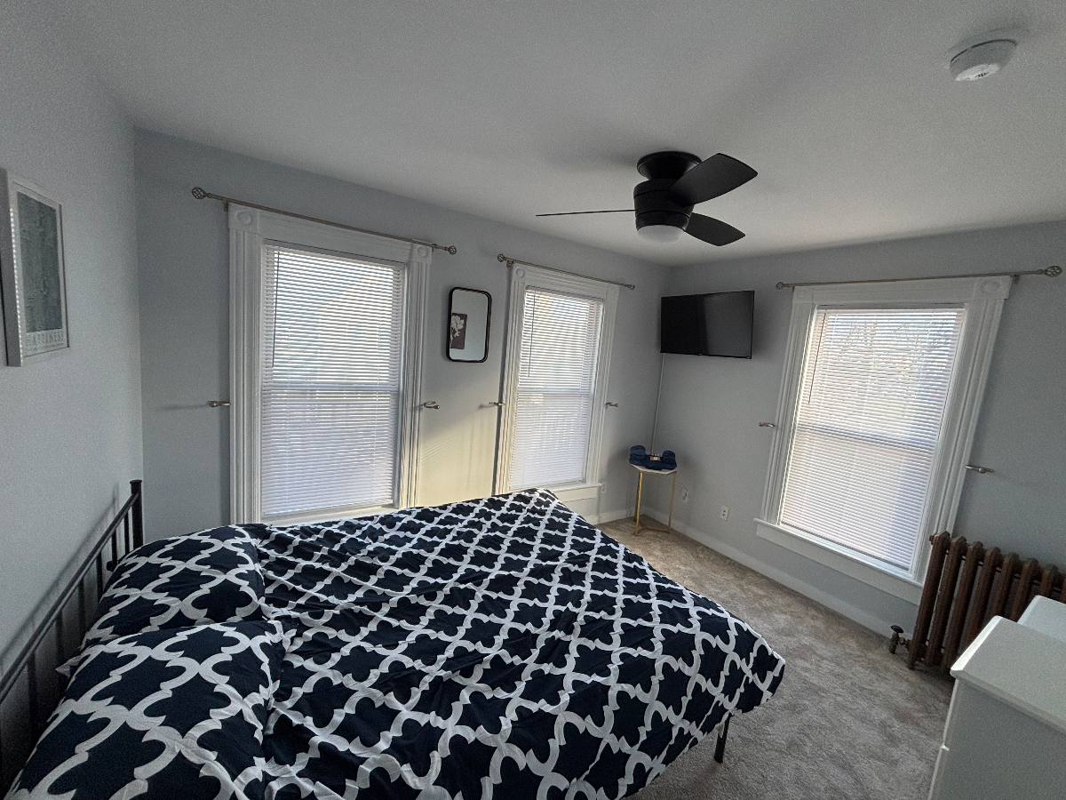 Walkable to CVPH/Downtown Large House Plenty of room Centrally Located - Photo 1