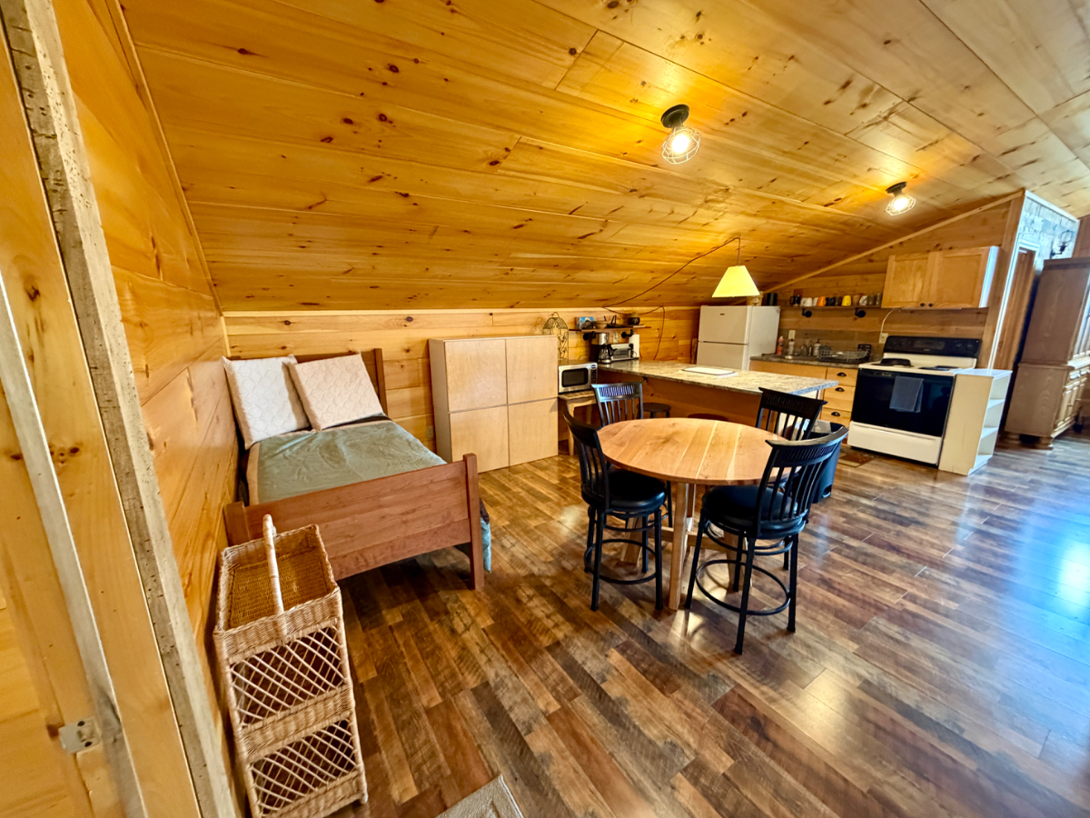 Barn Apartment, Quiet and Private - Photo 3