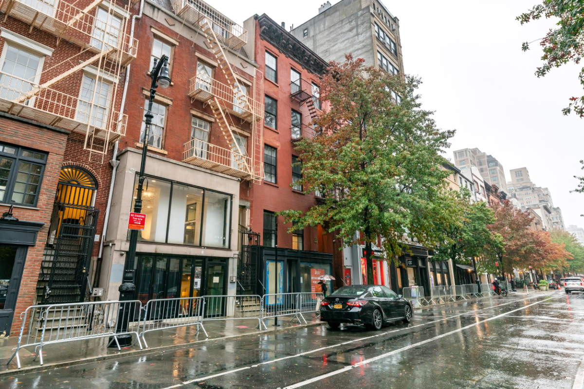 Furnished 2BR in Prime Greenwich Village w/ Private Patio & W/D - Photo 9
